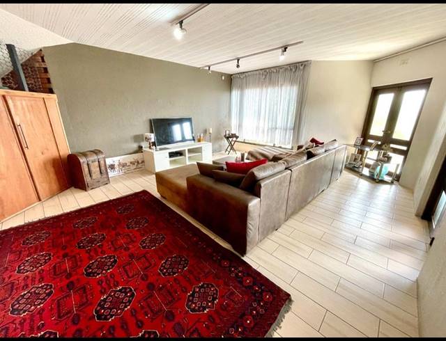 BUSINESS FOR SALE IN KRUGERSDORP CENTRAL